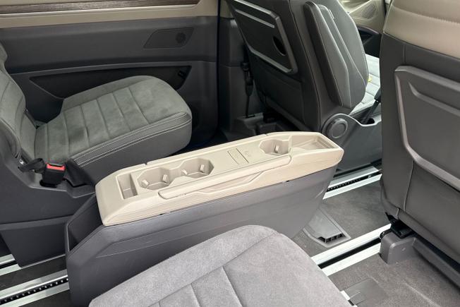 Volkswagen Multivan Photo 25
