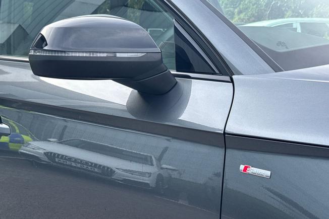 AUDI Q5 Photo 20