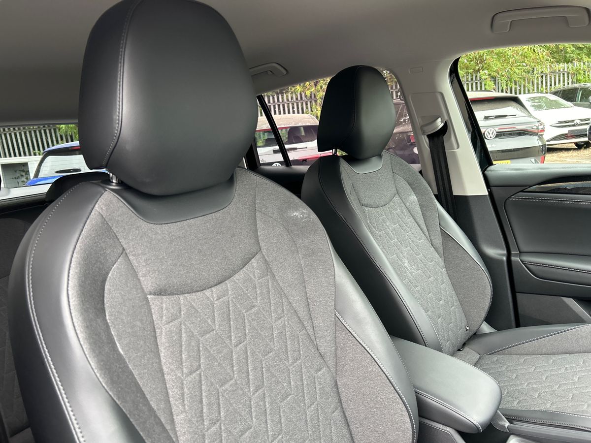 Volkswagen Tiguan Photo autoimg-1b68b3e20ae9db98a3312d2b47eb8dc989745c83.jpg