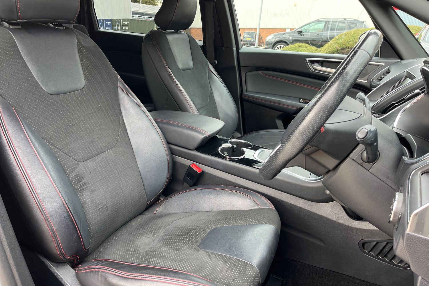 Ford S-Max Photo 16