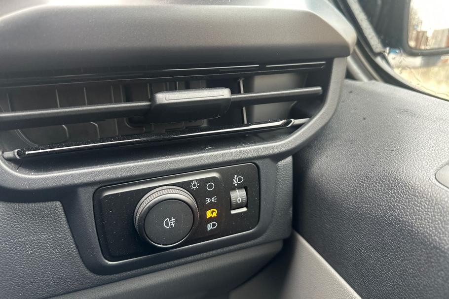 Used Ford E-TRANSIT CUSTOM MX75KEK 27