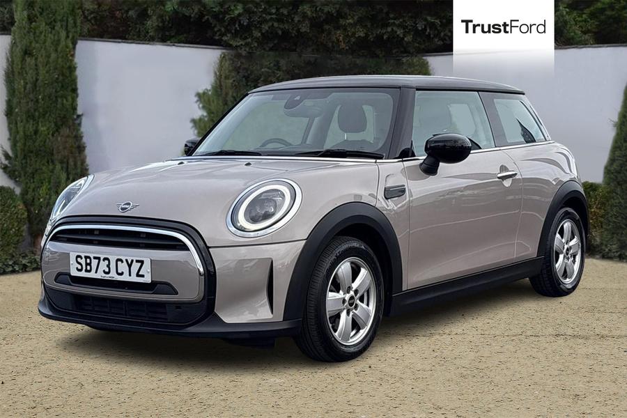 MINI HATCHBACK Photo autoimg-1b6e7dbc4501e8df80adde5ad84e1a3147c6b68e.jpg