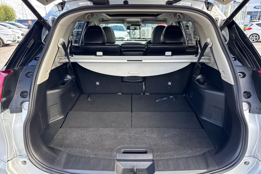 Nissan X-TRAIL Photo autoimg-1b6f2c615e4105bc1bd3a53f03dd086bd4bc503d.jpg