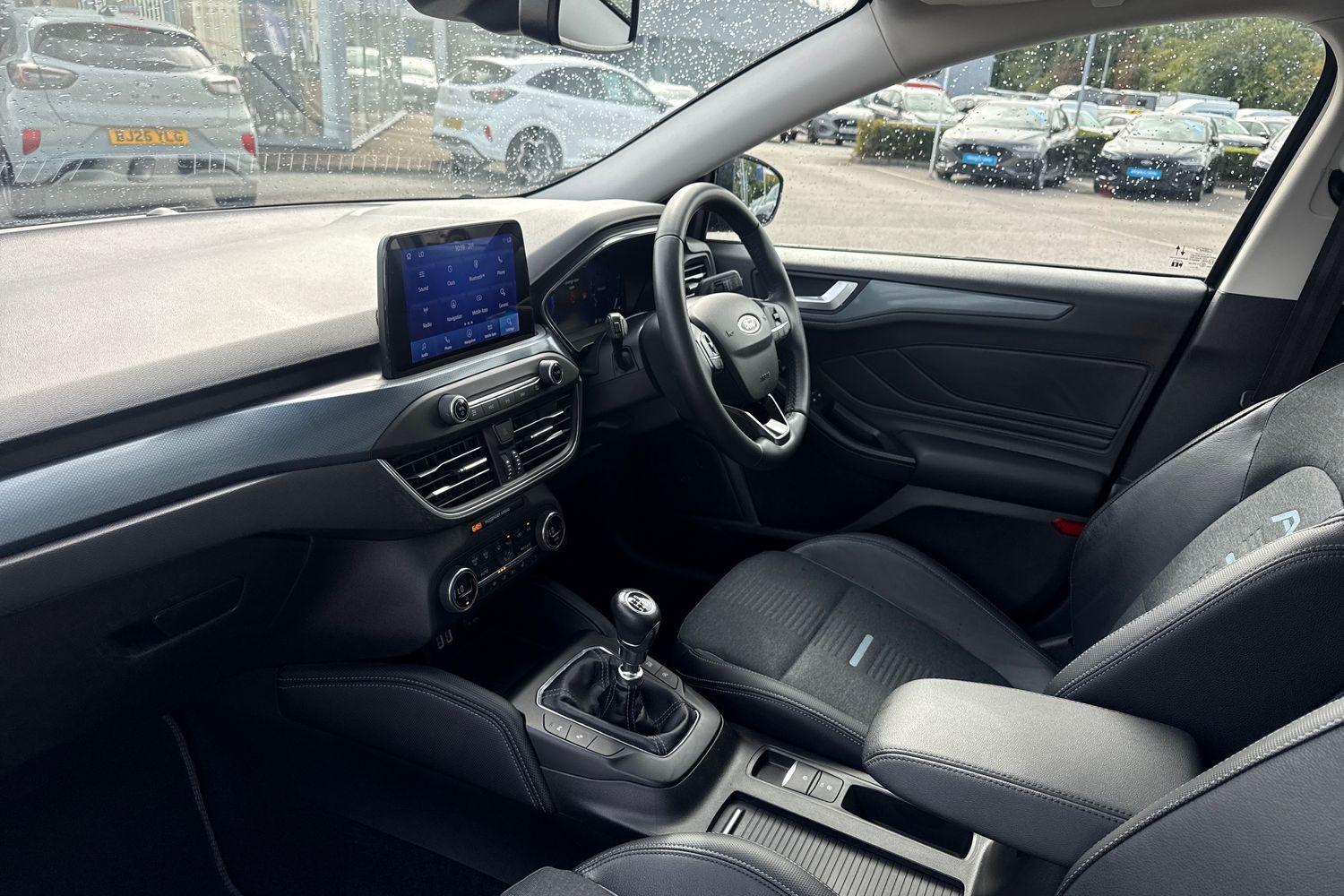 Ford FOCUS Photo 17