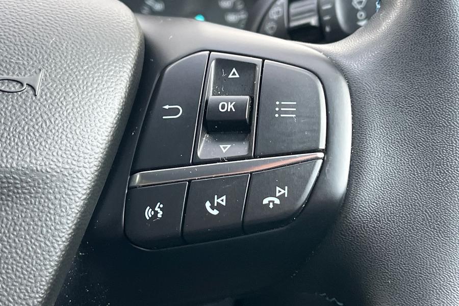 Ford Fiesta Photo autoimg-1b82f63a37d9c8baaa7ed9333cdc3b5d8f93e98a.jpg