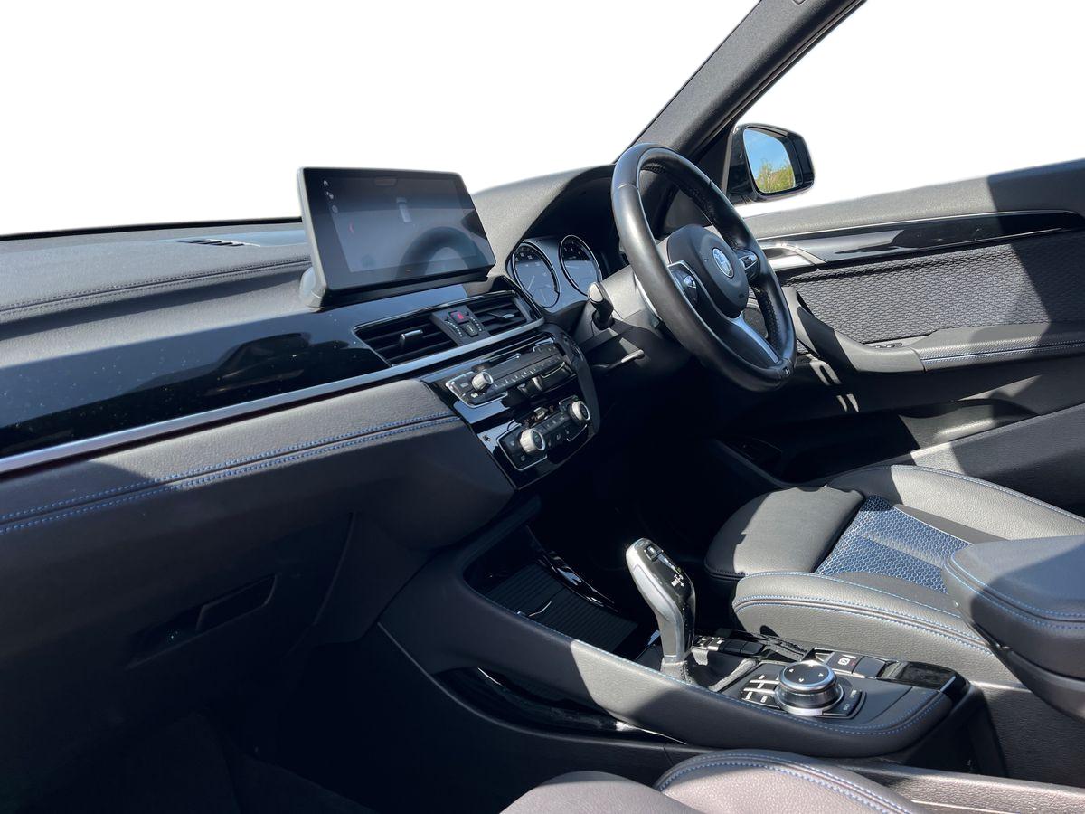 BMW X1 Photo 2