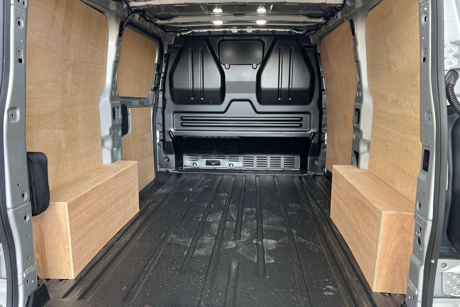 Used FORD TRANSIT CUSTOM WR75HYL 18