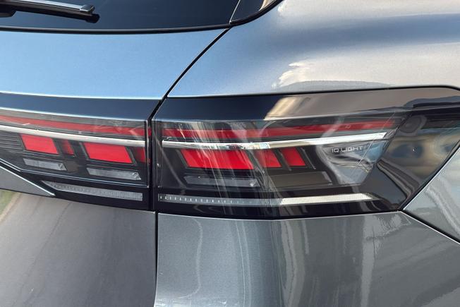 VOLKSWAGEN Passat Photo 18