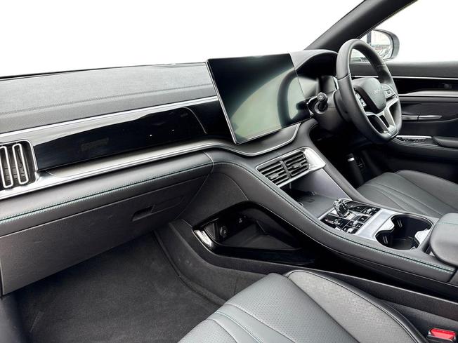 BYD Seal U Photo 2