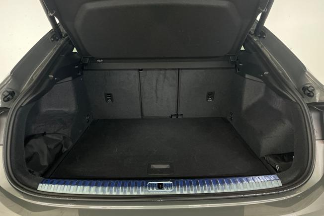 Audi Q3 Photo 12