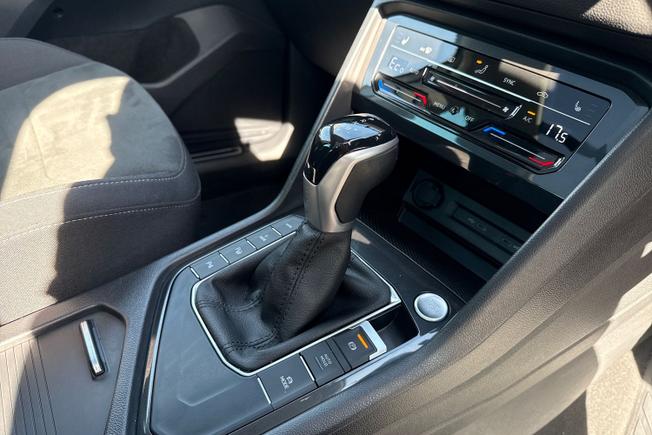 VOLKSWAGEN Tiguan Photo 31