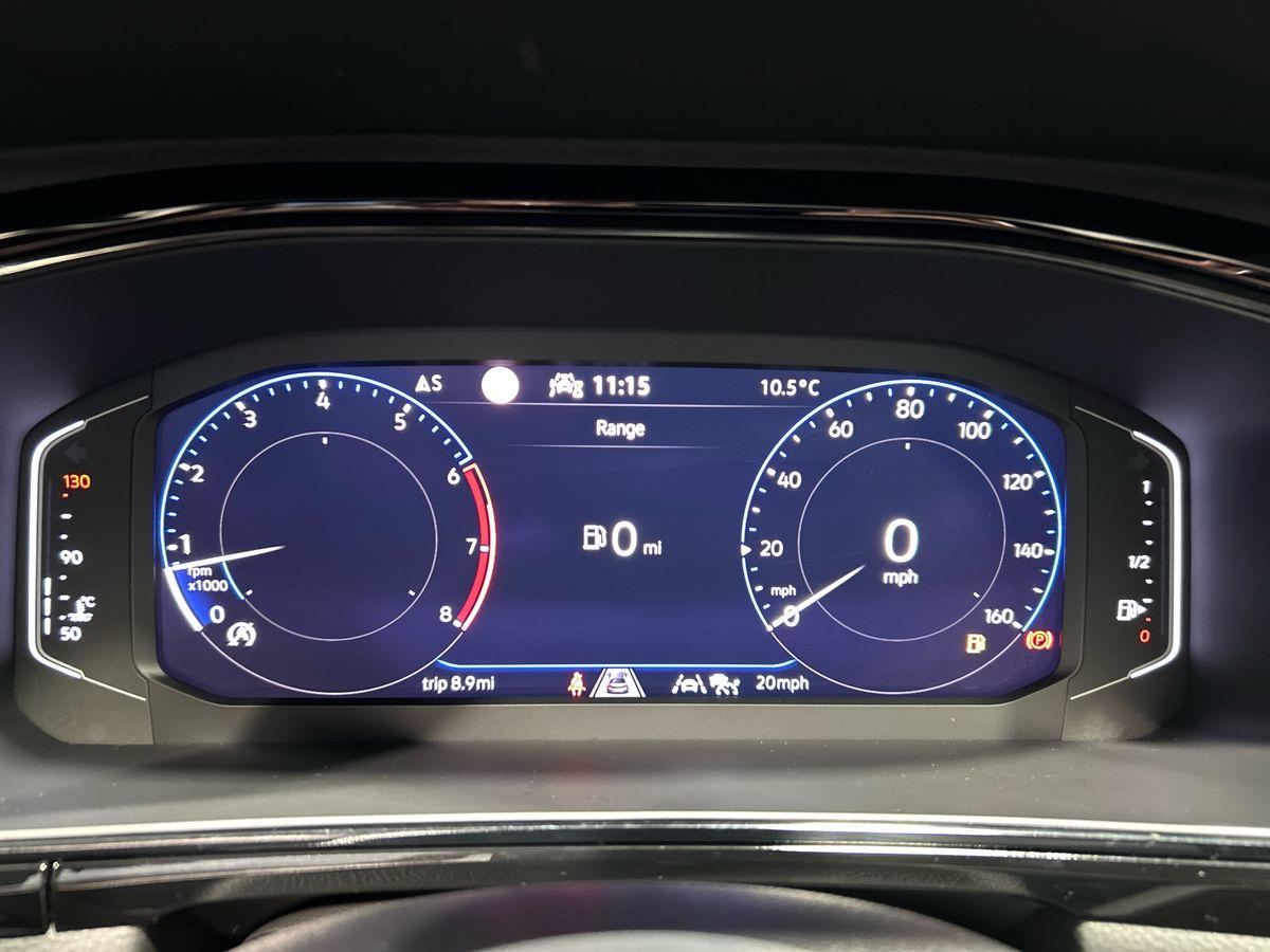 Volkswagen T-Roc Photo autoimg-1b90411154a9831a1267a9ec552da1f0b0eefe20.jpg