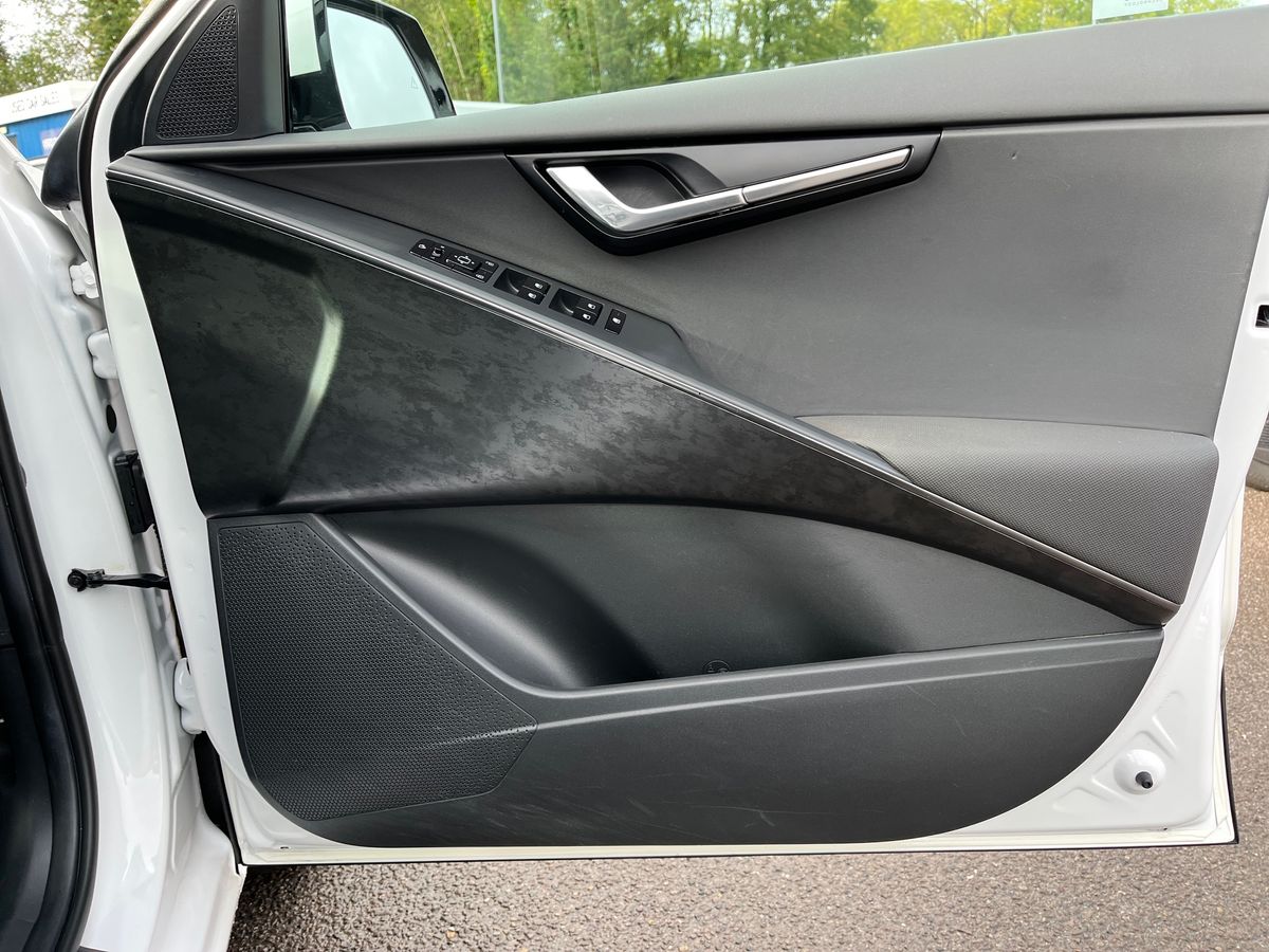 Kia Niro Photo 26