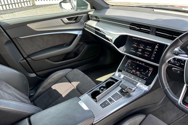 AUDI A6 Avant Photo 59