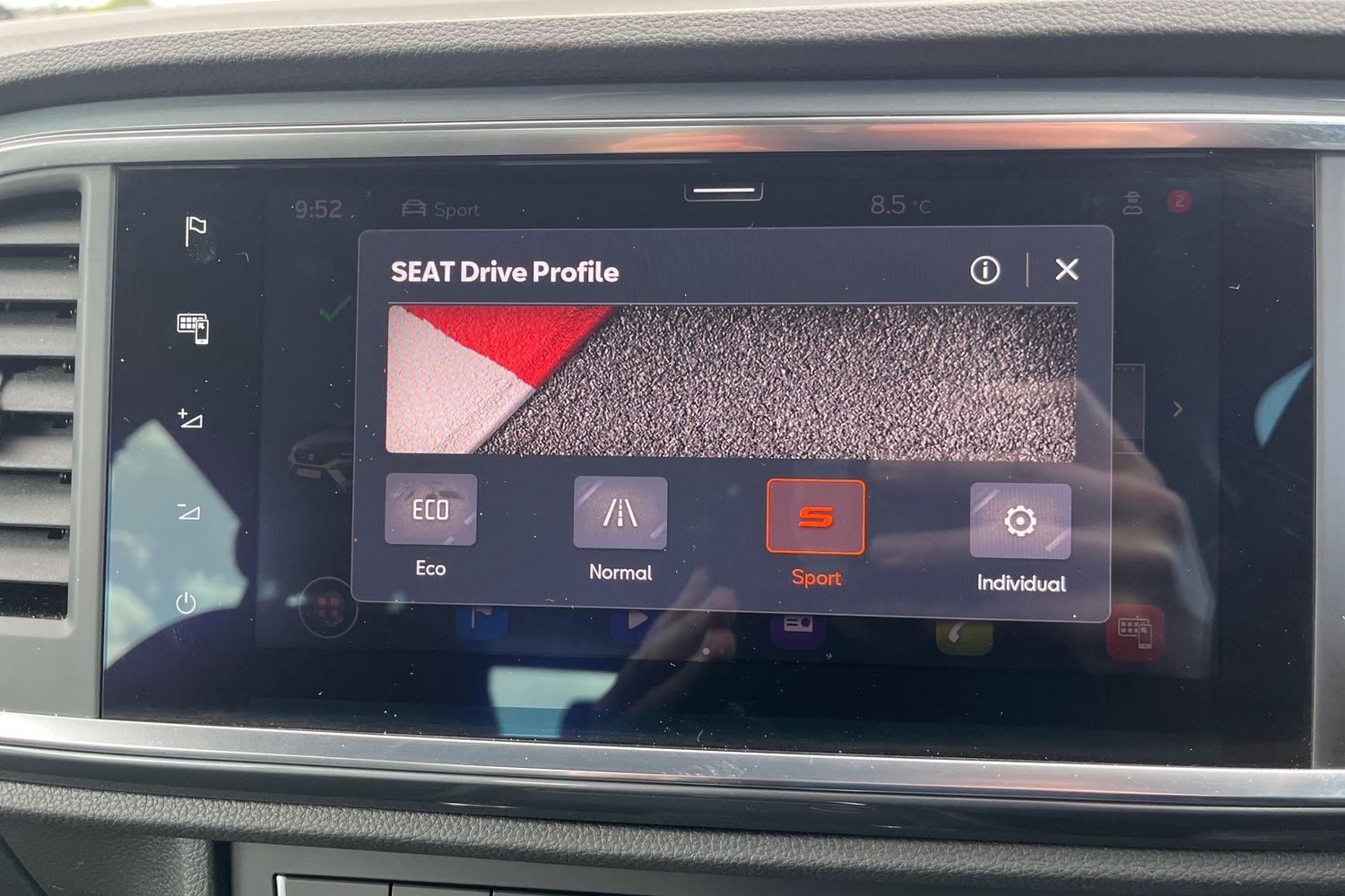 SEAT ATECA Photo 36