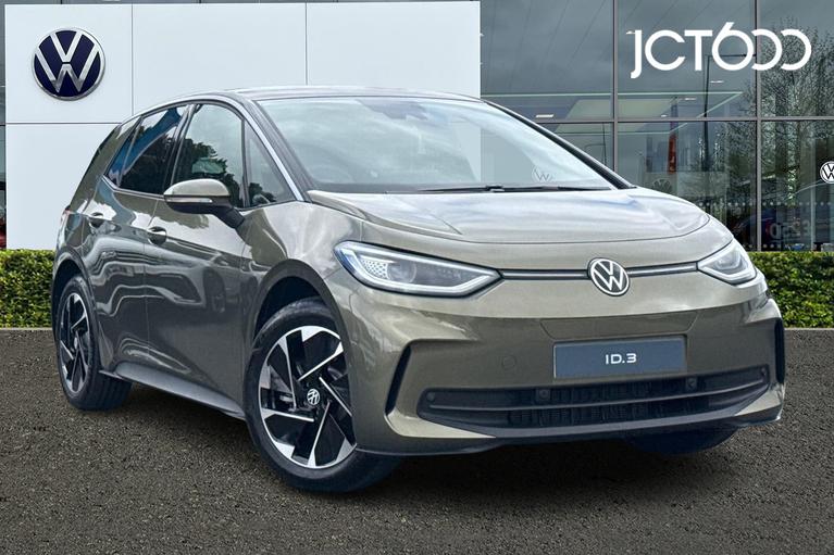 Used 2026 VOLKSWAGEN Id.3 ID.3 PA Pro Match 59kWh 204 PS Dark Olivine Green Metallic Black at JCT600
