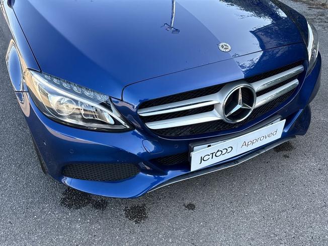 MERCEDES-BENZ C Class Photo 29