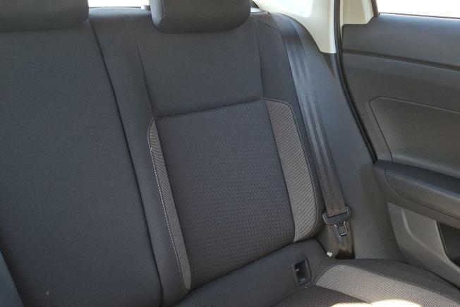 VOLKSWAGEN Polo Photo 9