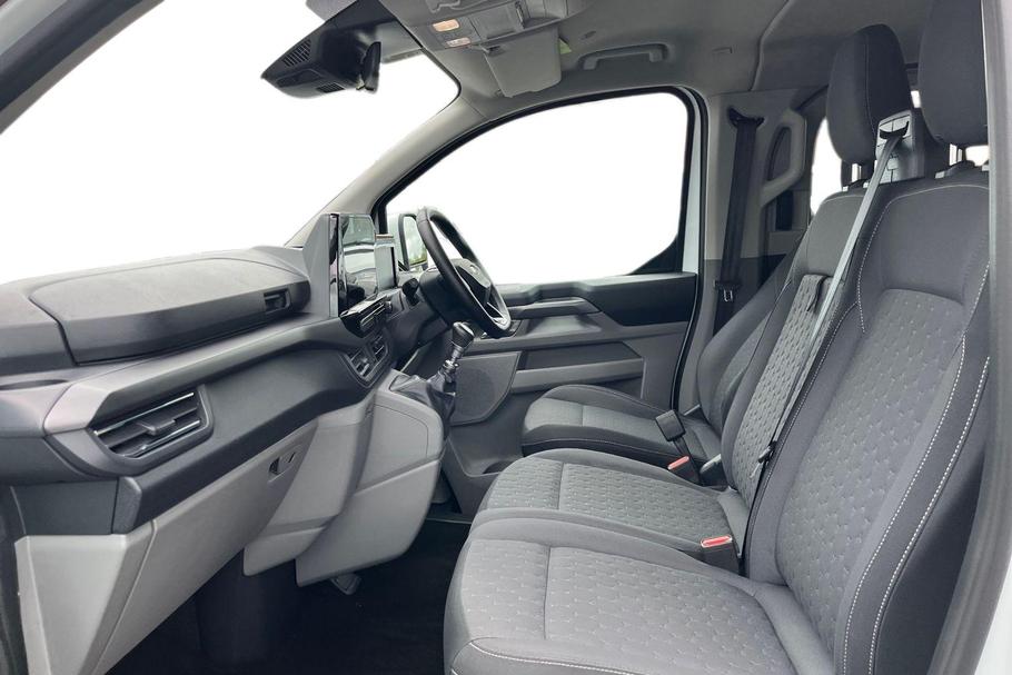 Used Ford TOURNEO CUSTOM YP24MXD 10
