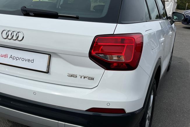 Audi Q2 Photo 18