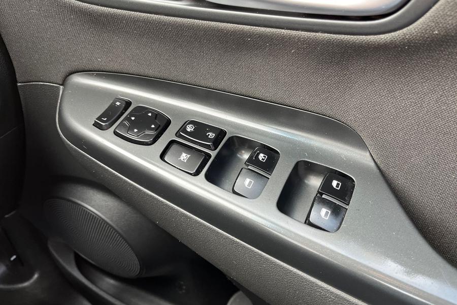 Hyundai KONA Photo autoimg-1ba2123f8e1e419f9c9964cb4d01246247cda11a.jpg