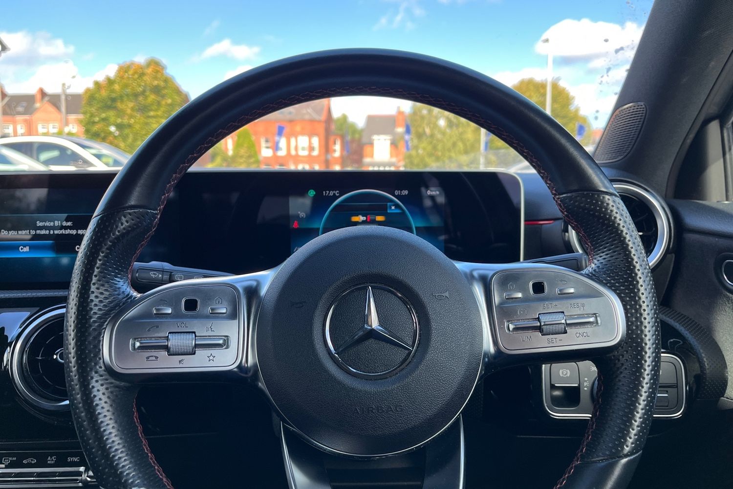Mercedes-Benz A CLASS Photo 11