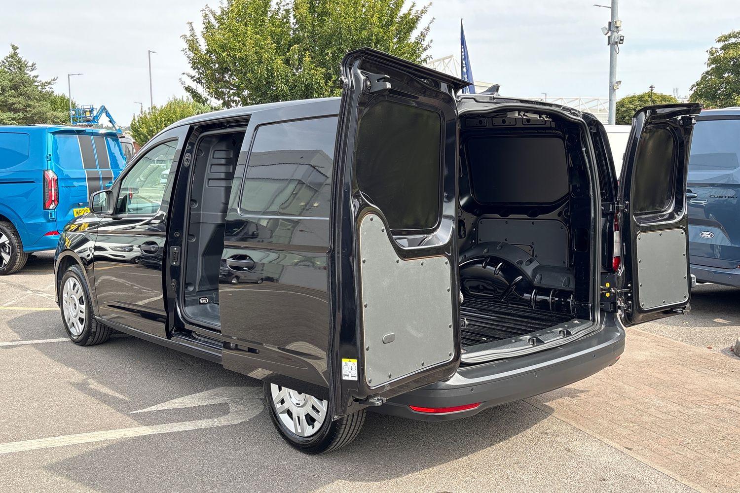 Ford TRANSIT CONNECT Photo 6