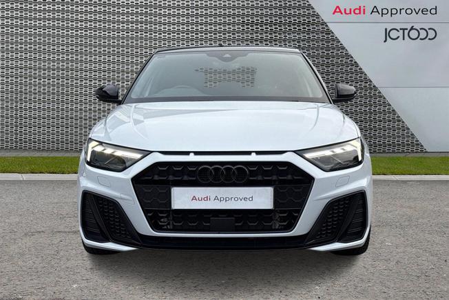 AUDI A1 Photo 8