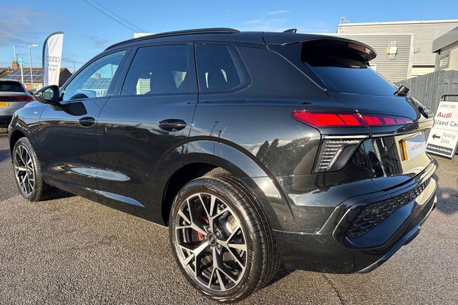 AUDI Q3 Photo 27