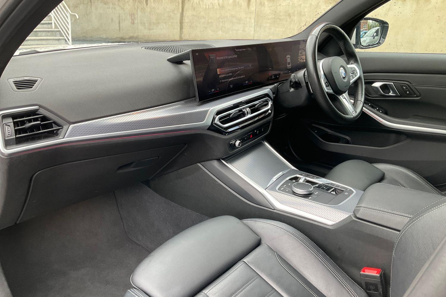 BMW 3 SERIES Photo 17