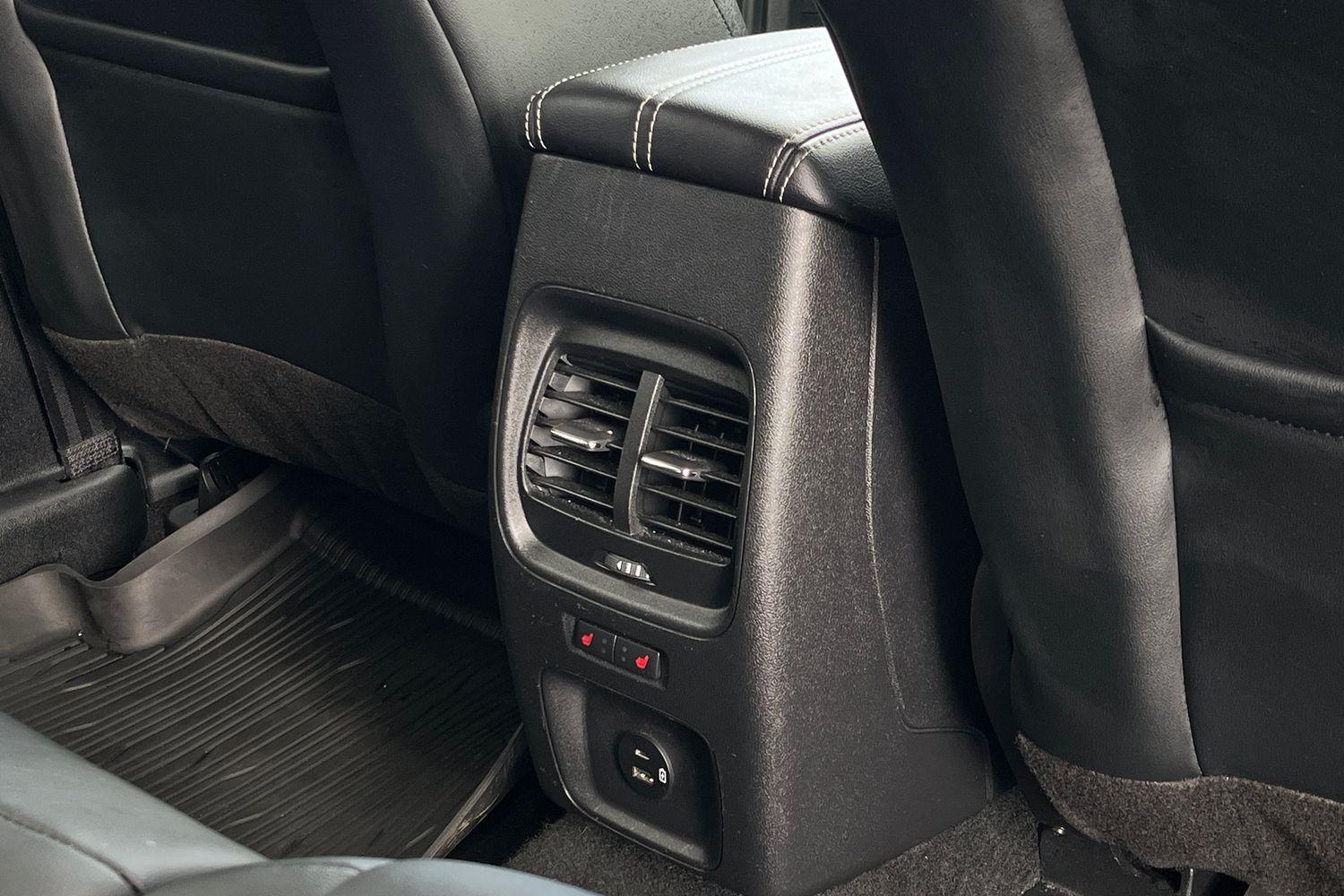 Ford Kuga Photo 36