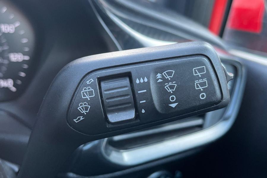 Ford FIESTA Photo autoimg-1bb6933e1d0c97c2fb290bca3a1bf8c029acd9bb.jpg