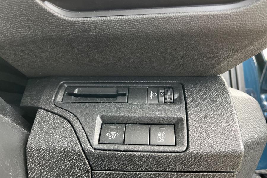 Peugeot 5008 Photo autoimg-1bb7983c5638f2a620728df2551531df4b98c70d.jpg