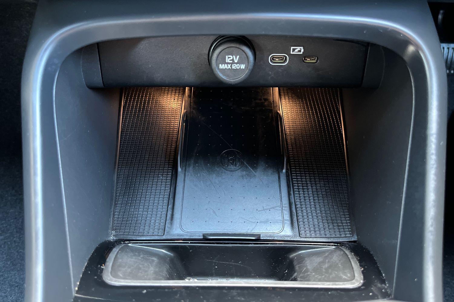 Volvo XC40 Photo 33