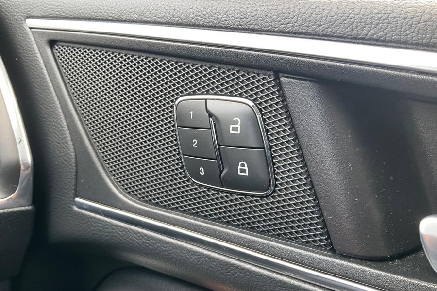 Ford S-MAX Photo autoimg-1bbd30992796522166735ef5e15b8fd7a32242b1.jpg
