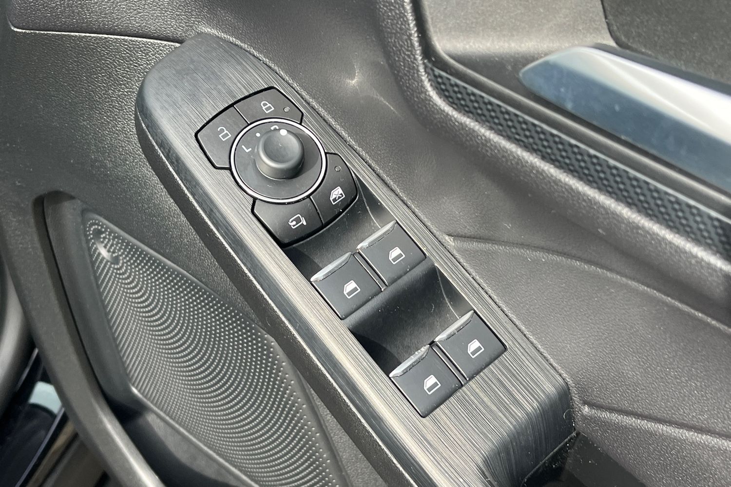 Ford Kuga Photo 15