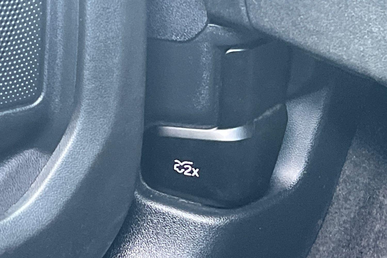 Ford KUGA Photo 23