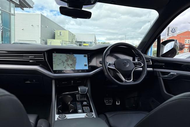 VOLKSWAGEN Touareg Photo 44