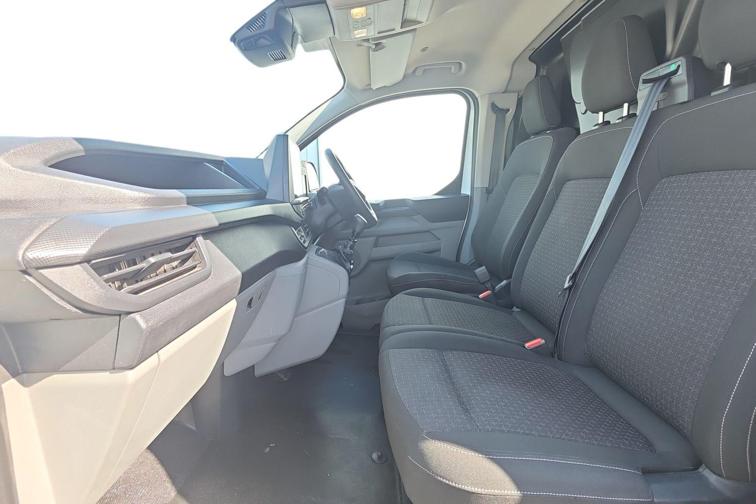 Ford TRANSIT CUSTOM Photo 9