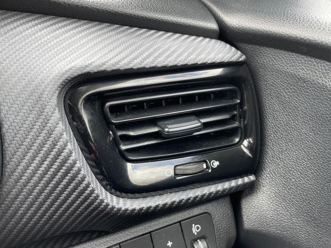 KIA Stonic Photo 28