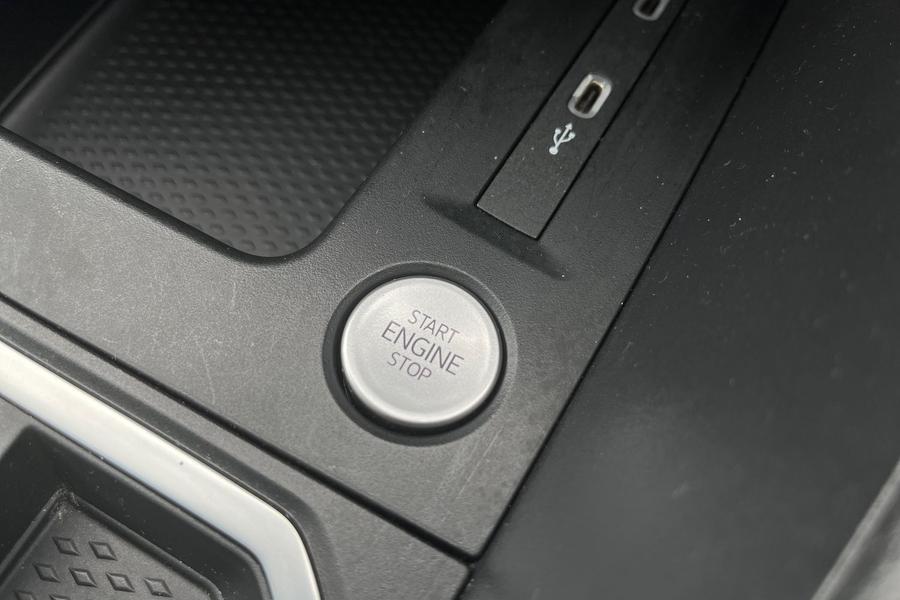 Ford Grand Tourneo Connect Photo autoimg-1bd2e2dc7d3b784cf9af7b4734e849632cd914c4.jpg