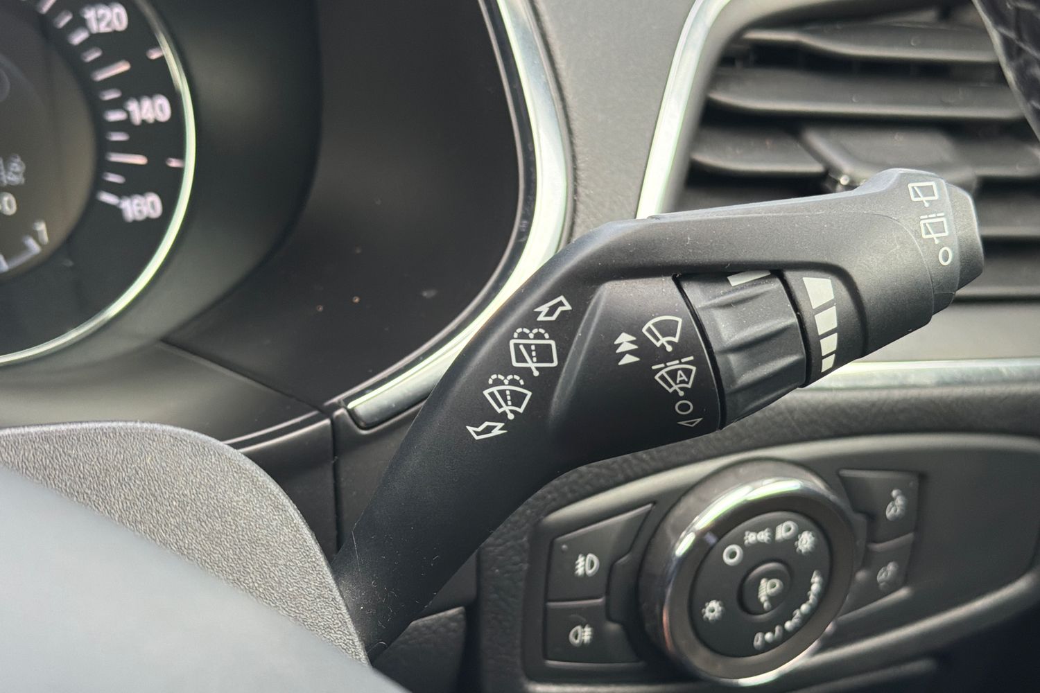 Ford S-MAX Photo 14