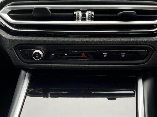 BMW 3 Series Photo autoimg-1bd7a819caa284c435c1d9acec522a01b2453fe4.jpg