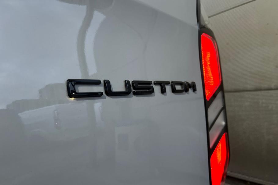 Used Ford TRANSIT CUSTOM 20