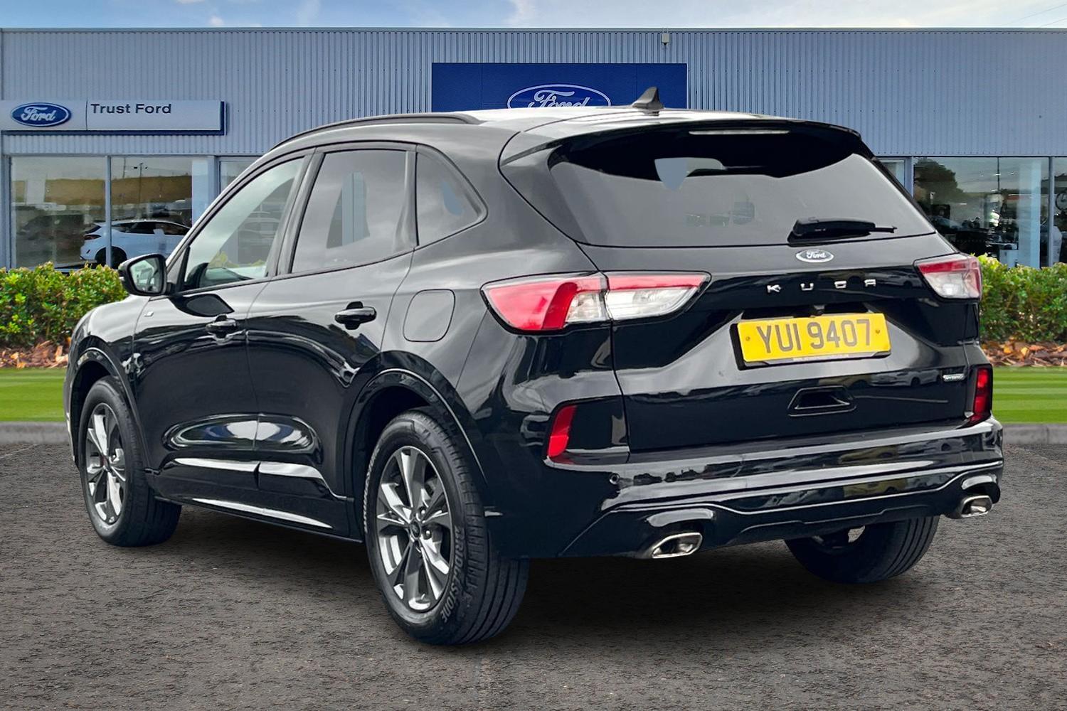 Ford Kuga Photo 1