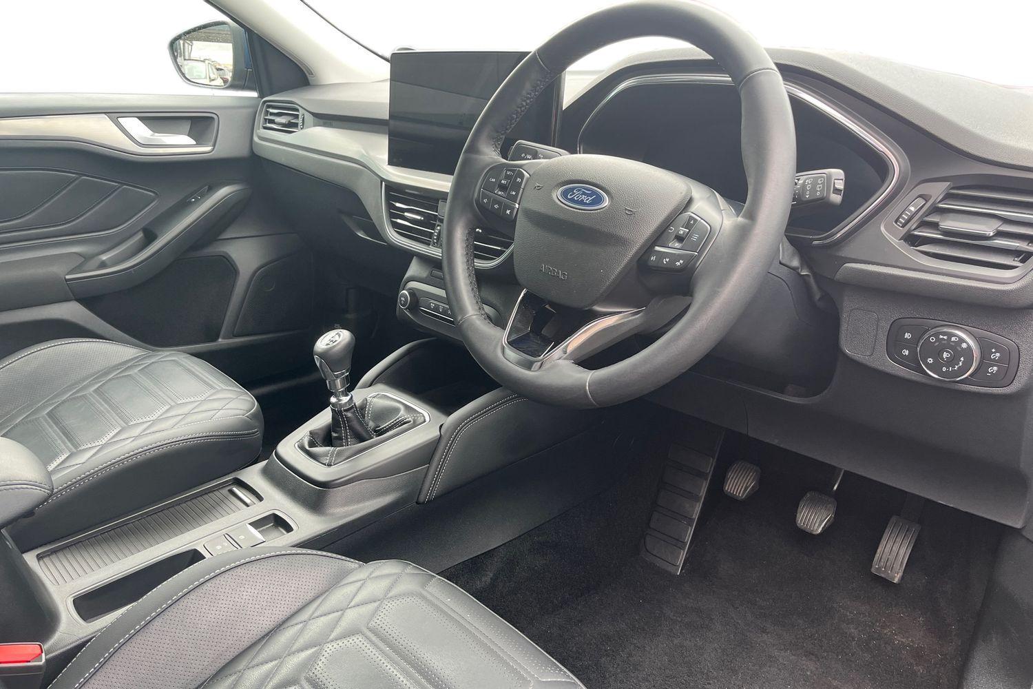 Ford FOCUS Photo 8