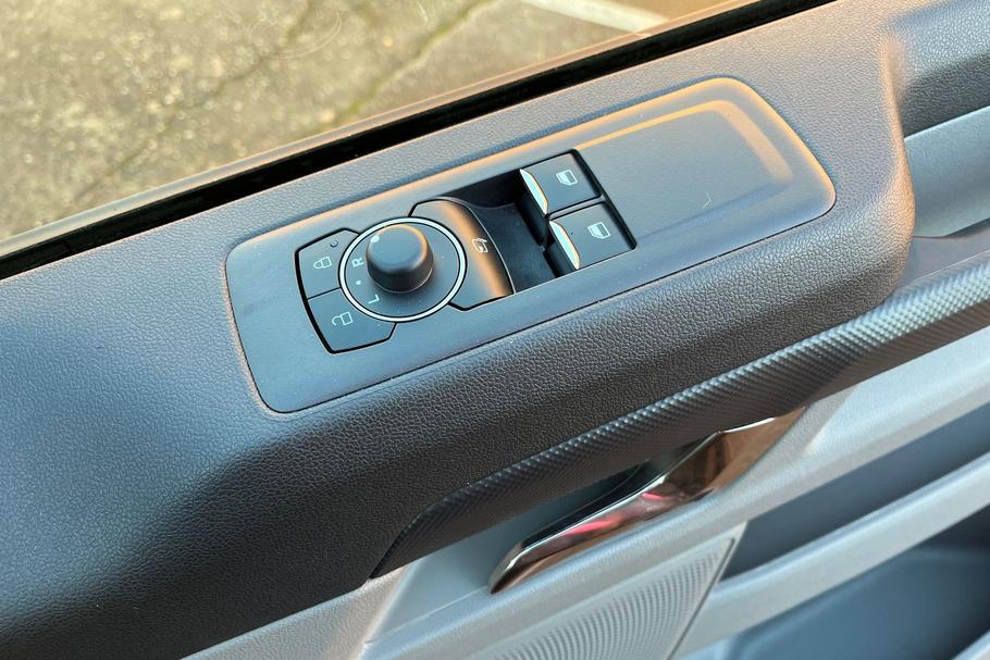 Used Ford TRANSIT CUSTOM 29