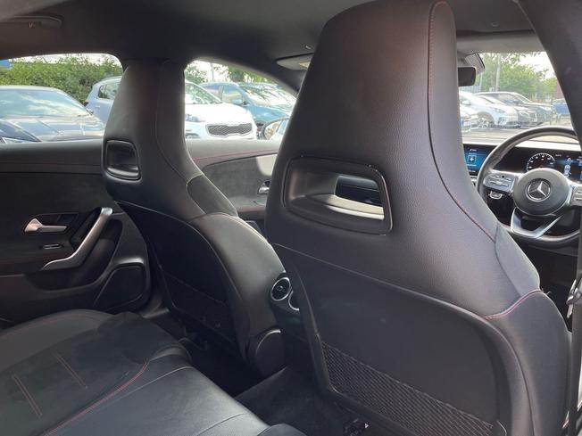 MERCEDES-BENZ CLA Photo 30