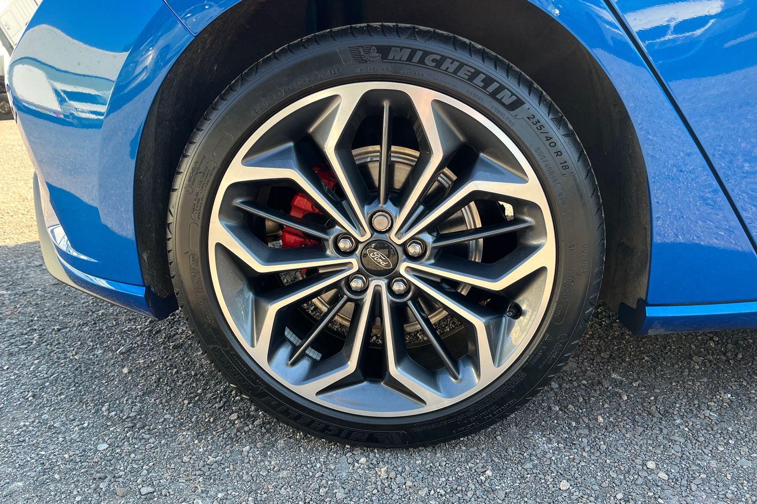 Ford FOCUS Photo 7