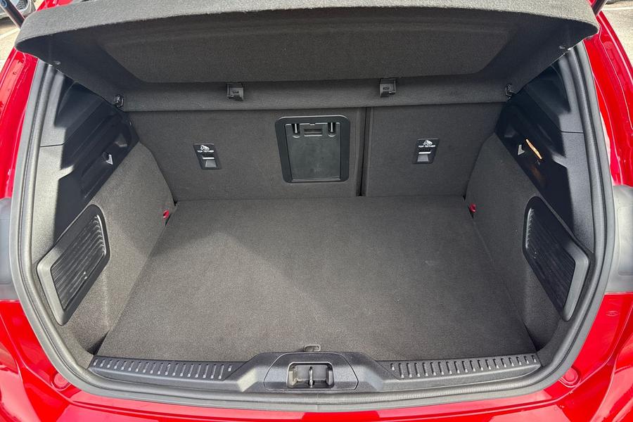 Ford FOCUS Photo autoimg-1beb4b902ad6ac21a6508c55d0545258ea0dc110.jpg